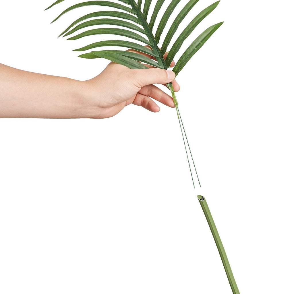 Artificial Palm Tree, 1.5m Tall Faux Plant, Secure PE Material & Anti-Tip Tilt Protection Low-Maintenance Plant, Lifelike Green Fake Tree for Home Office Warehouse Decor Indoor Outdoor